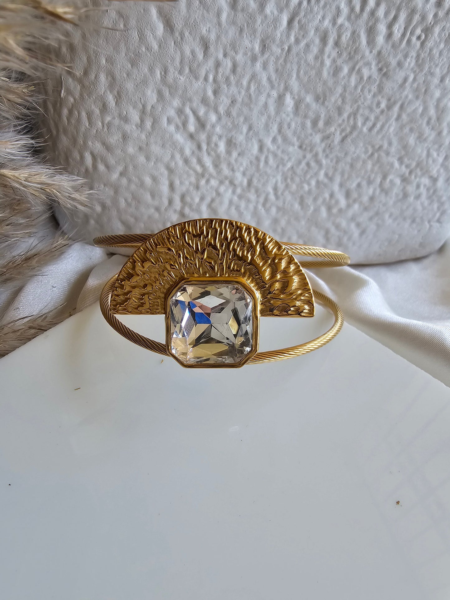 Golden Bloom Pearl Cuff