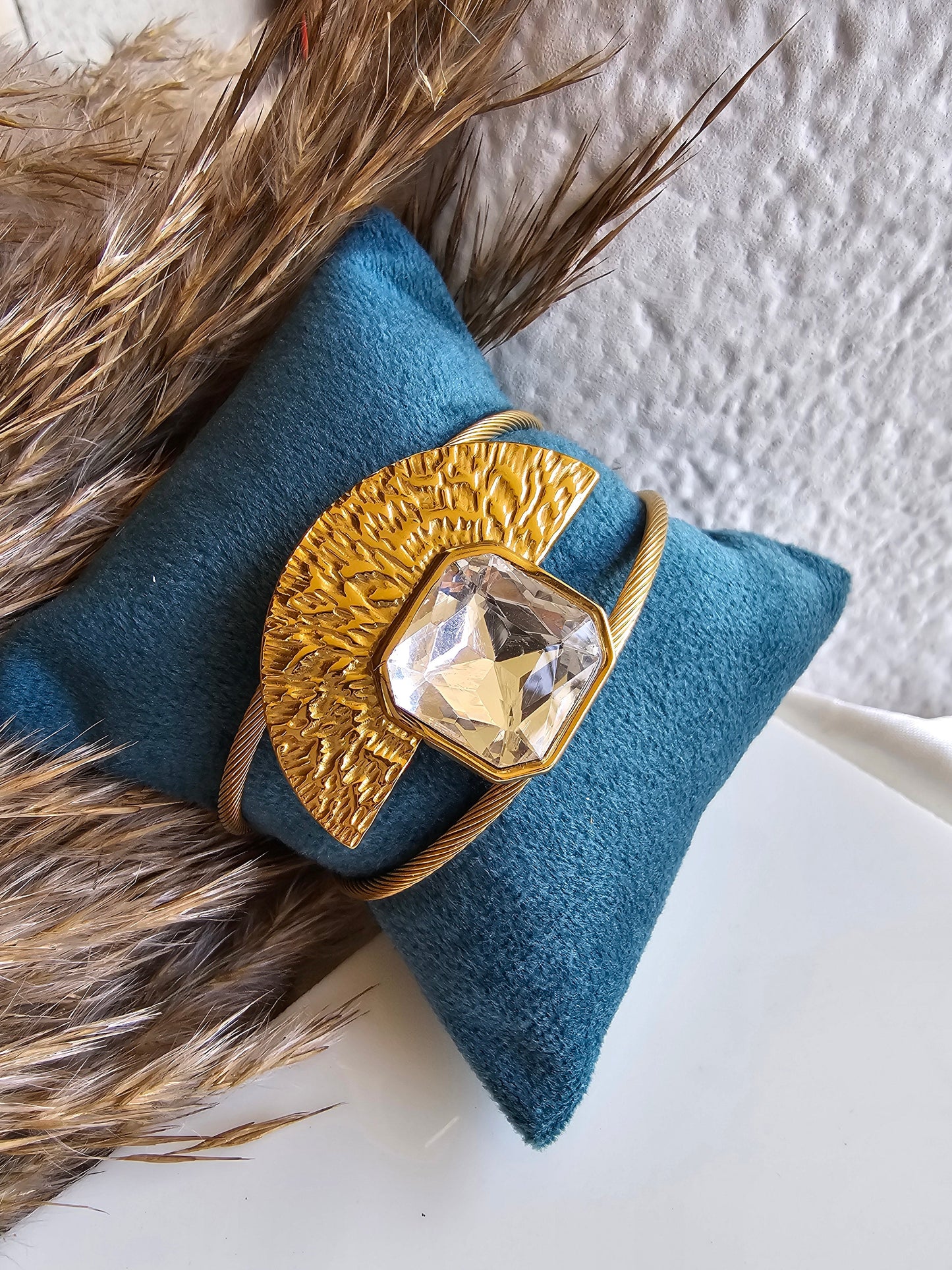Golden Bloom Pearl Cuff