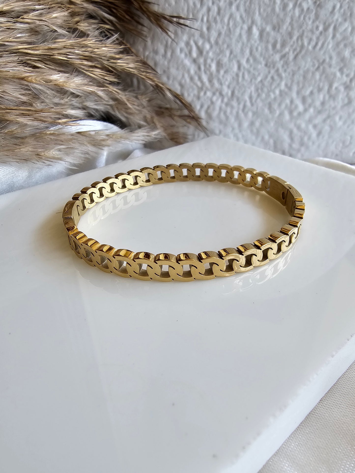 Golden Link