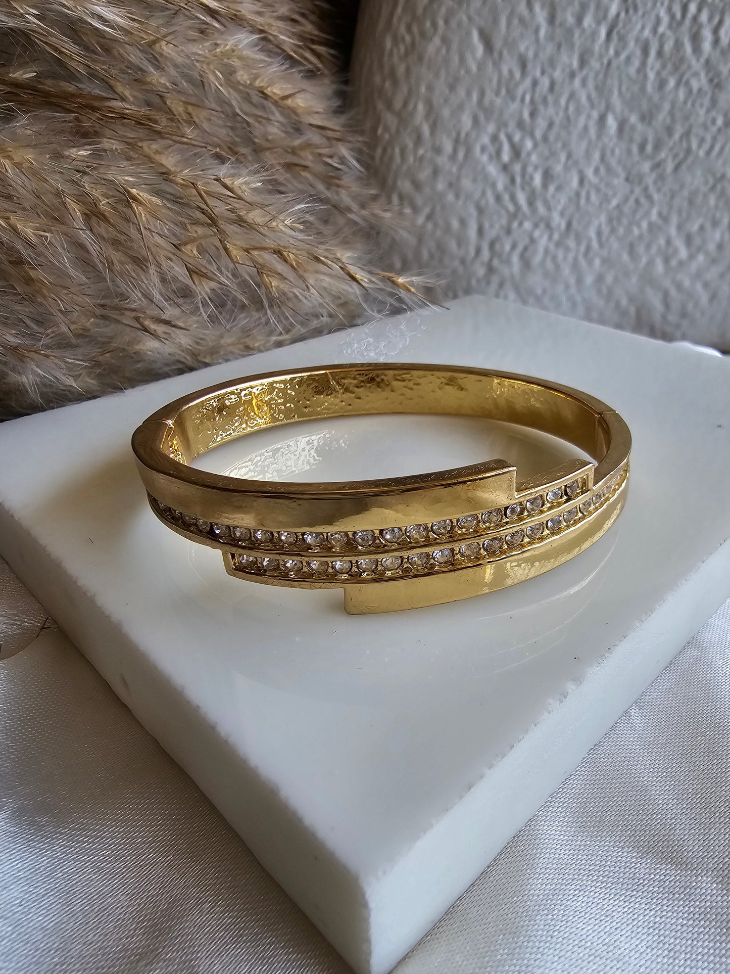 Luxe Gleam Cuff
