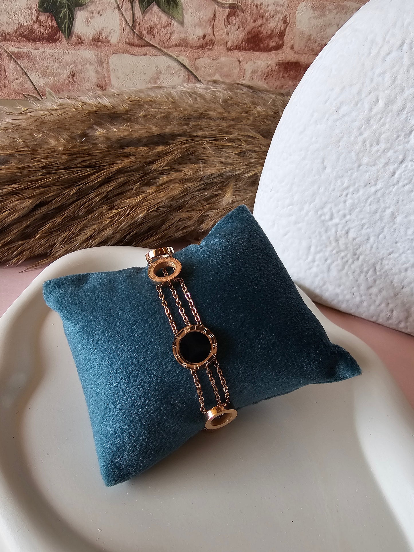 Roman Trio Chain Bracelet