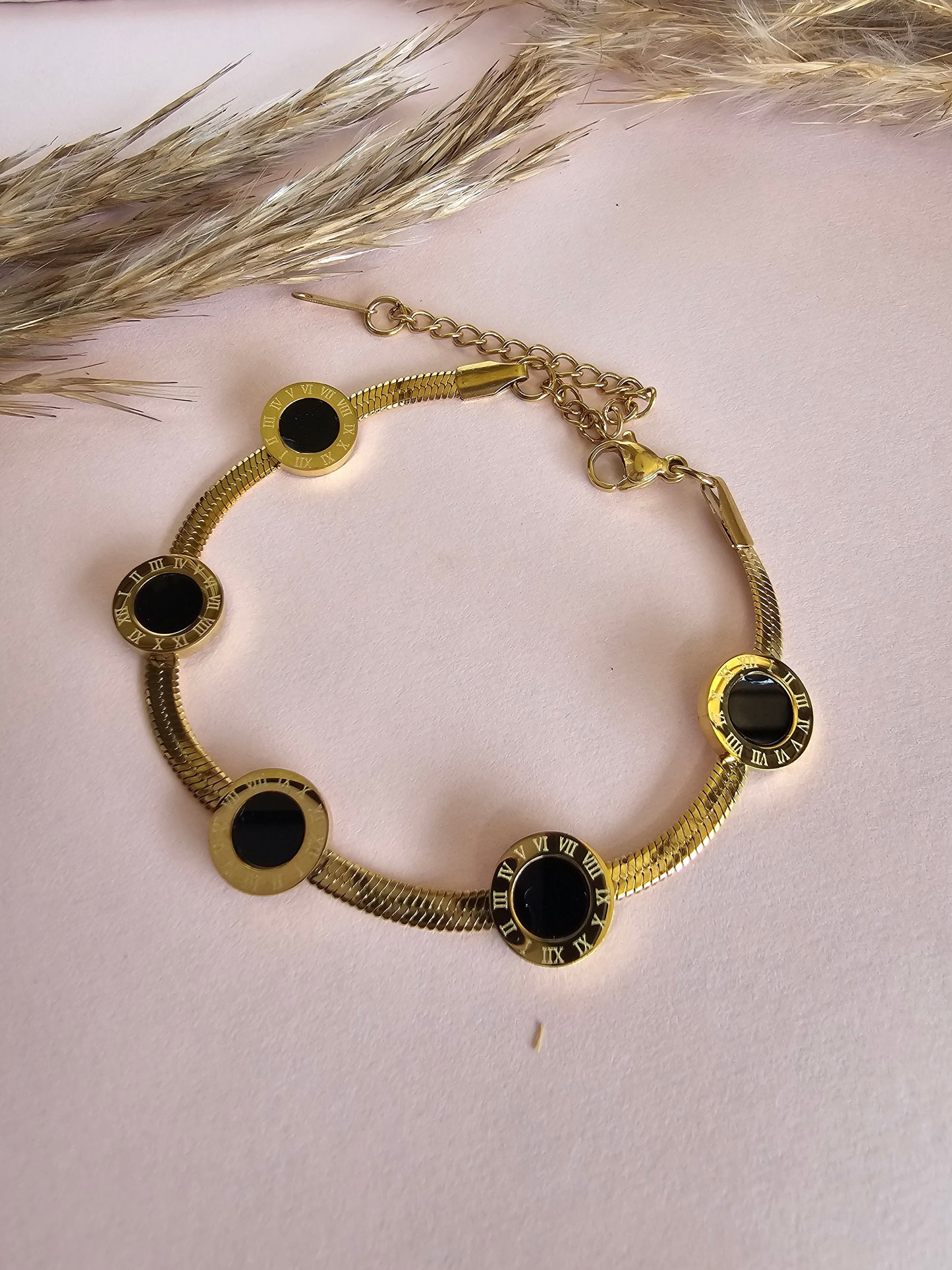 Roman Noir chain Bracelet