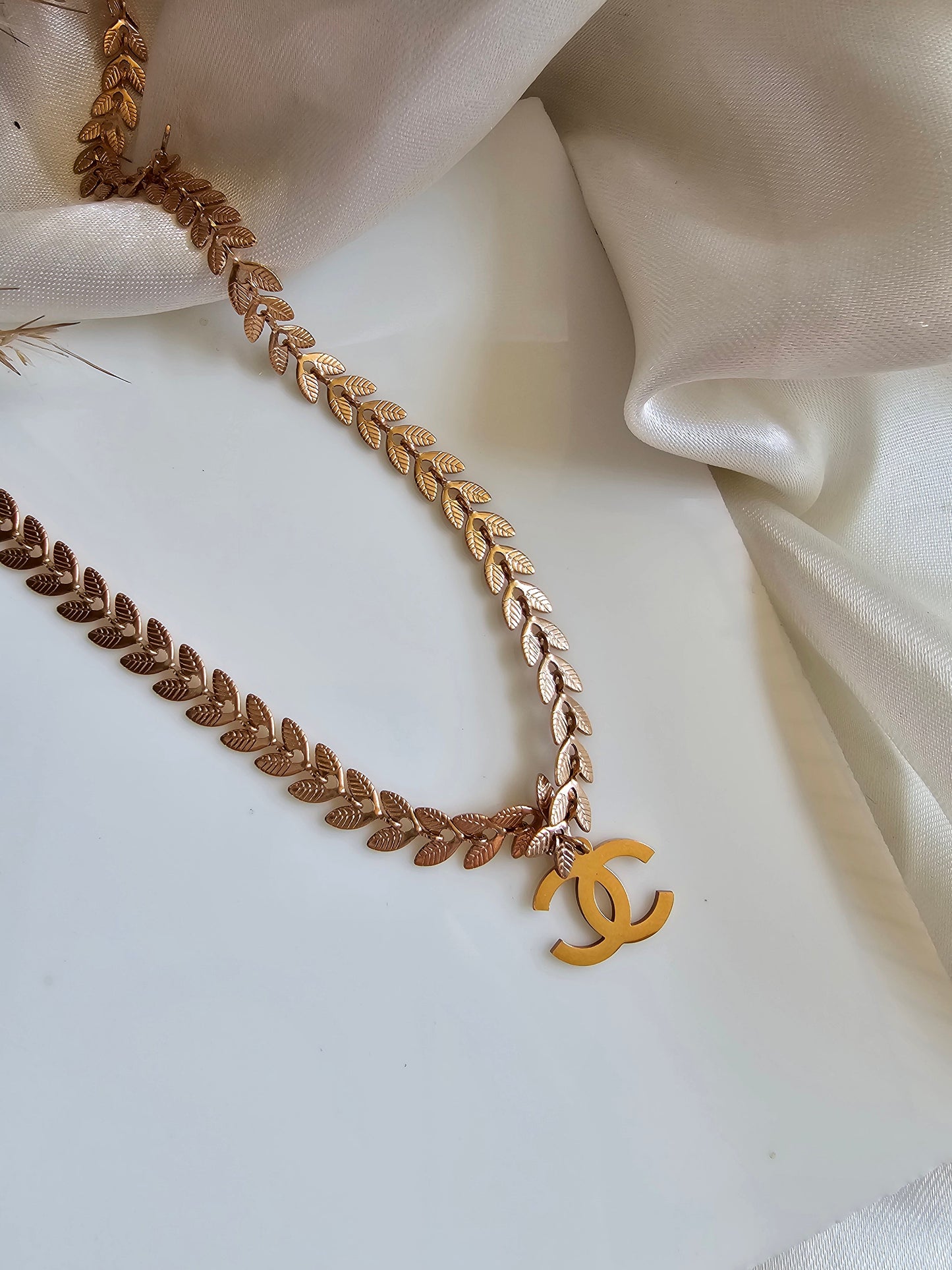 Aria Drop Pendant Necklace