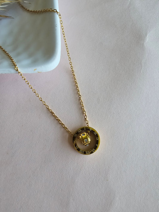 Roman Gear Glow Necklace