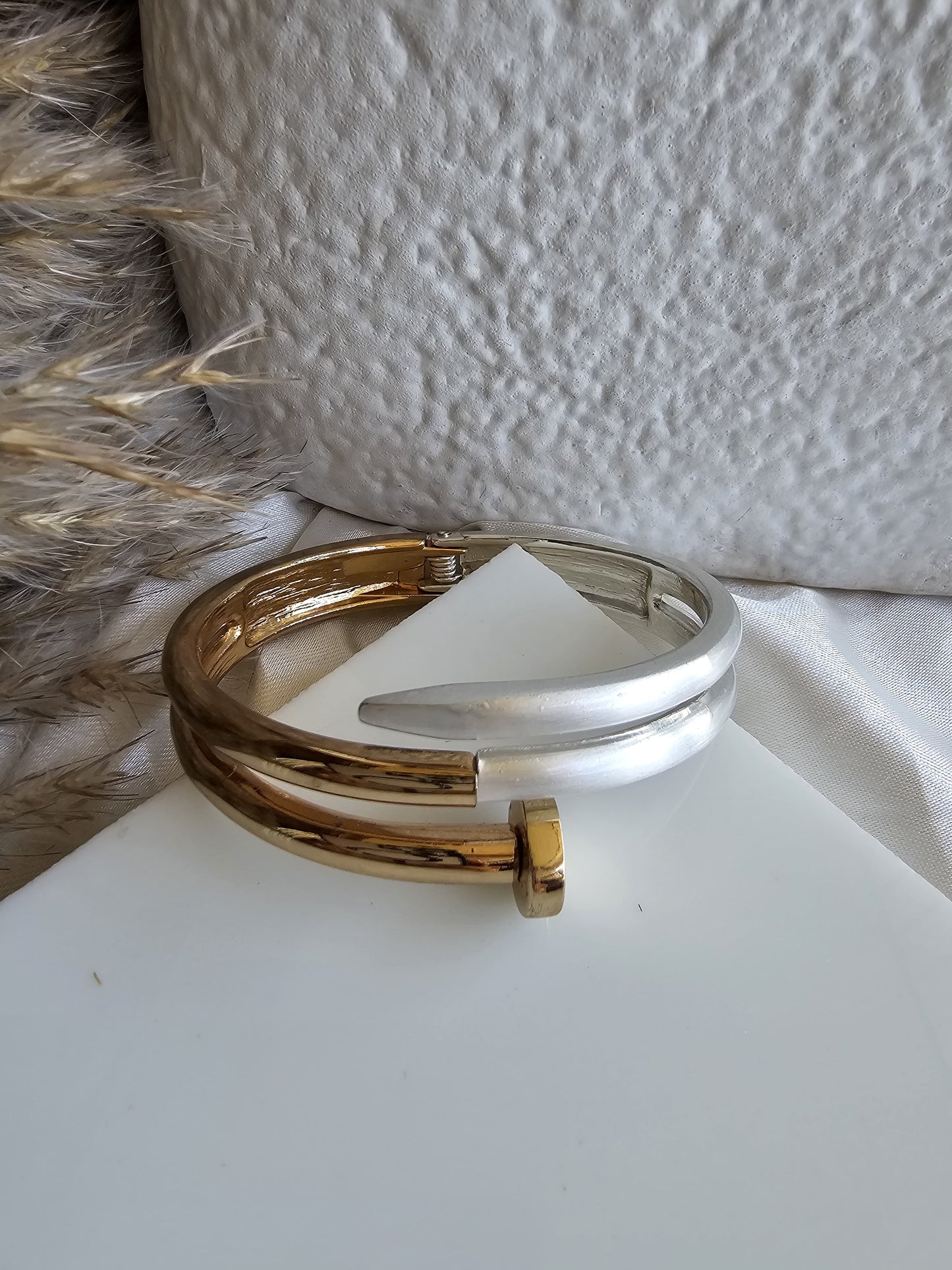 Duo Nailhead Cuff Set