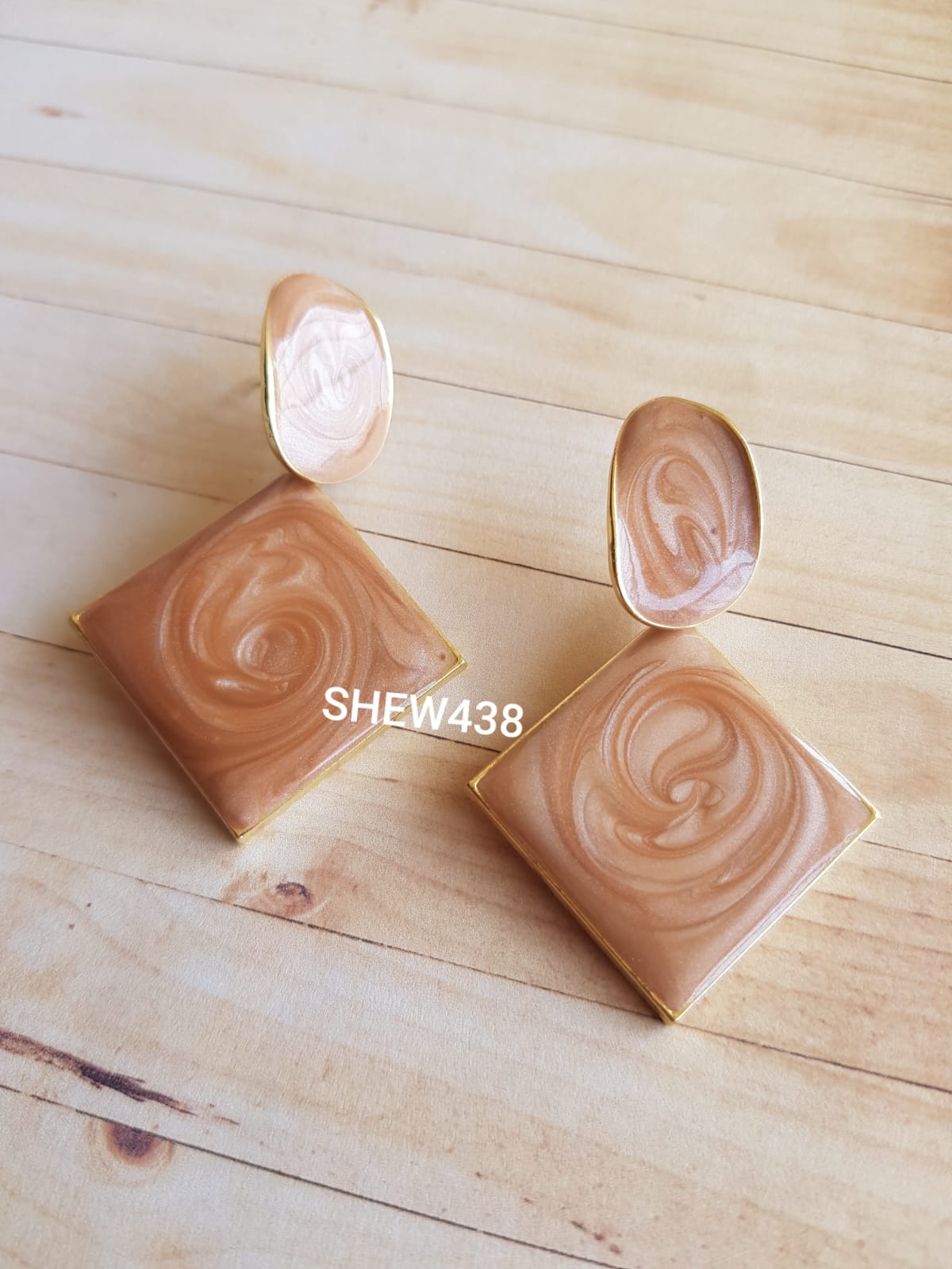 Swirl Geometric Earring