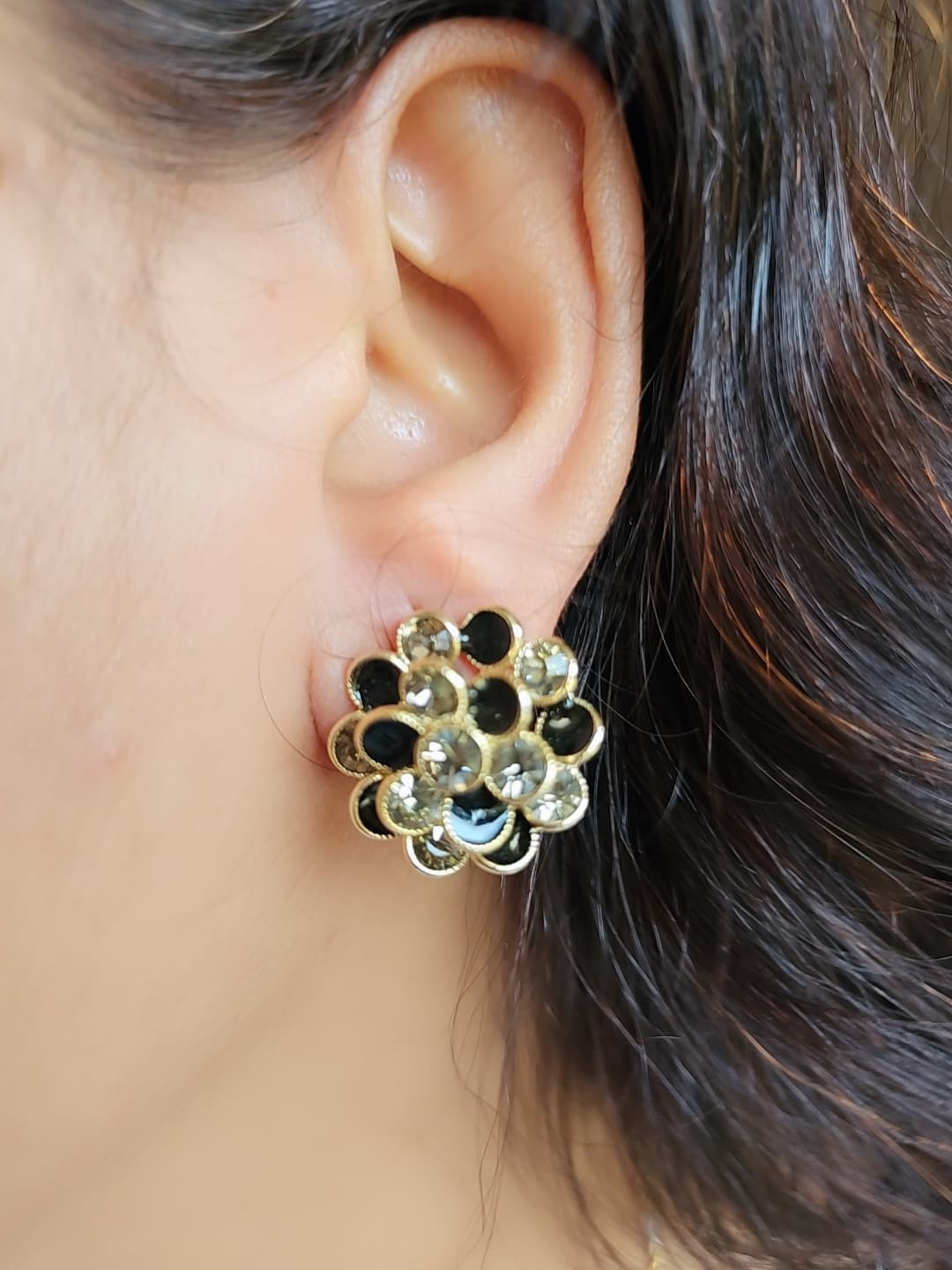 SpinStone Stud Earrings