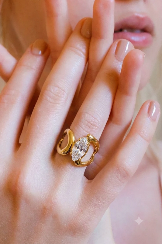 Luna Marquise Ring