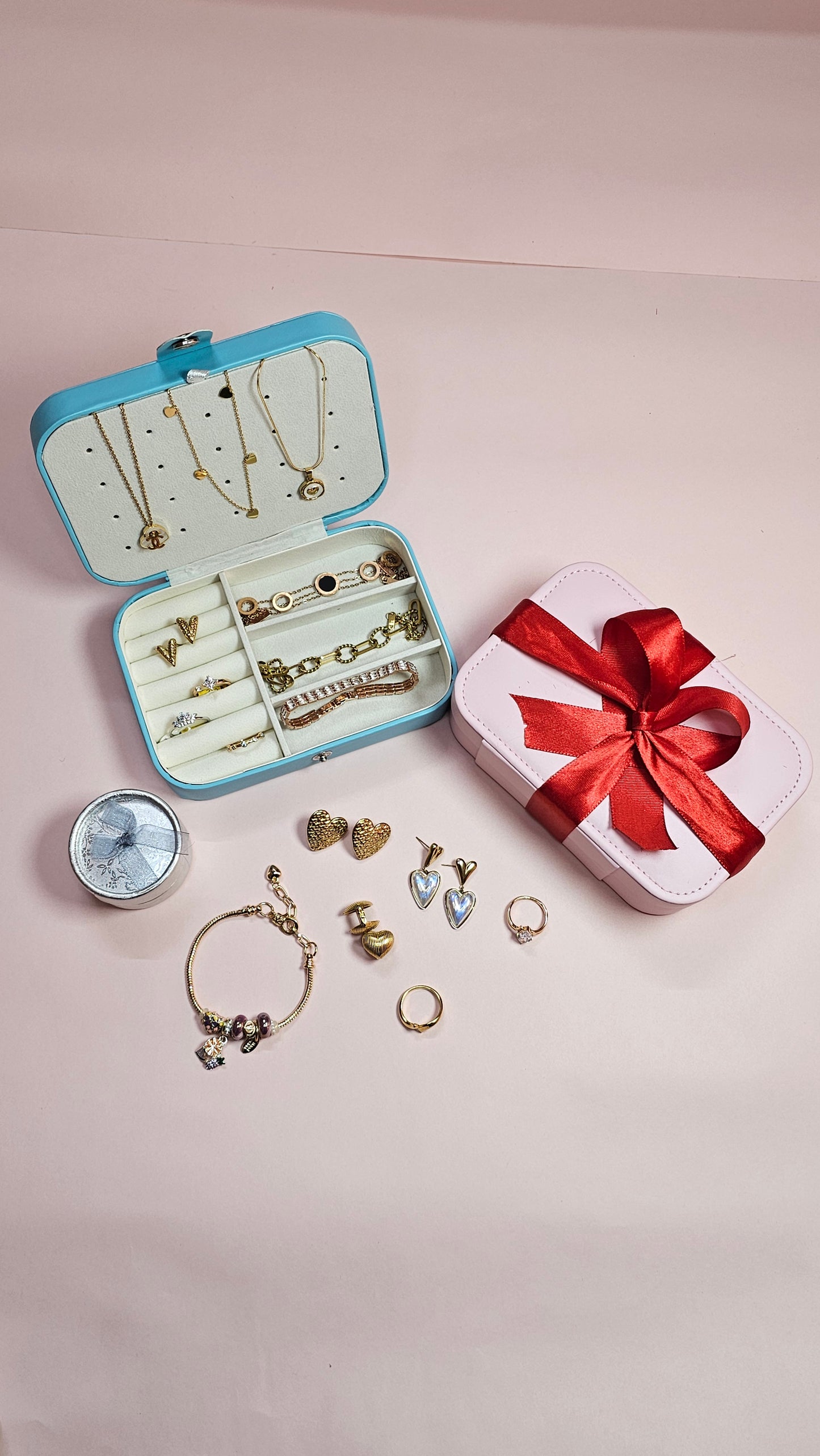 The Ultimate Valentine Jewelry Box – Luxury Jewelry Gift Hamper for Her