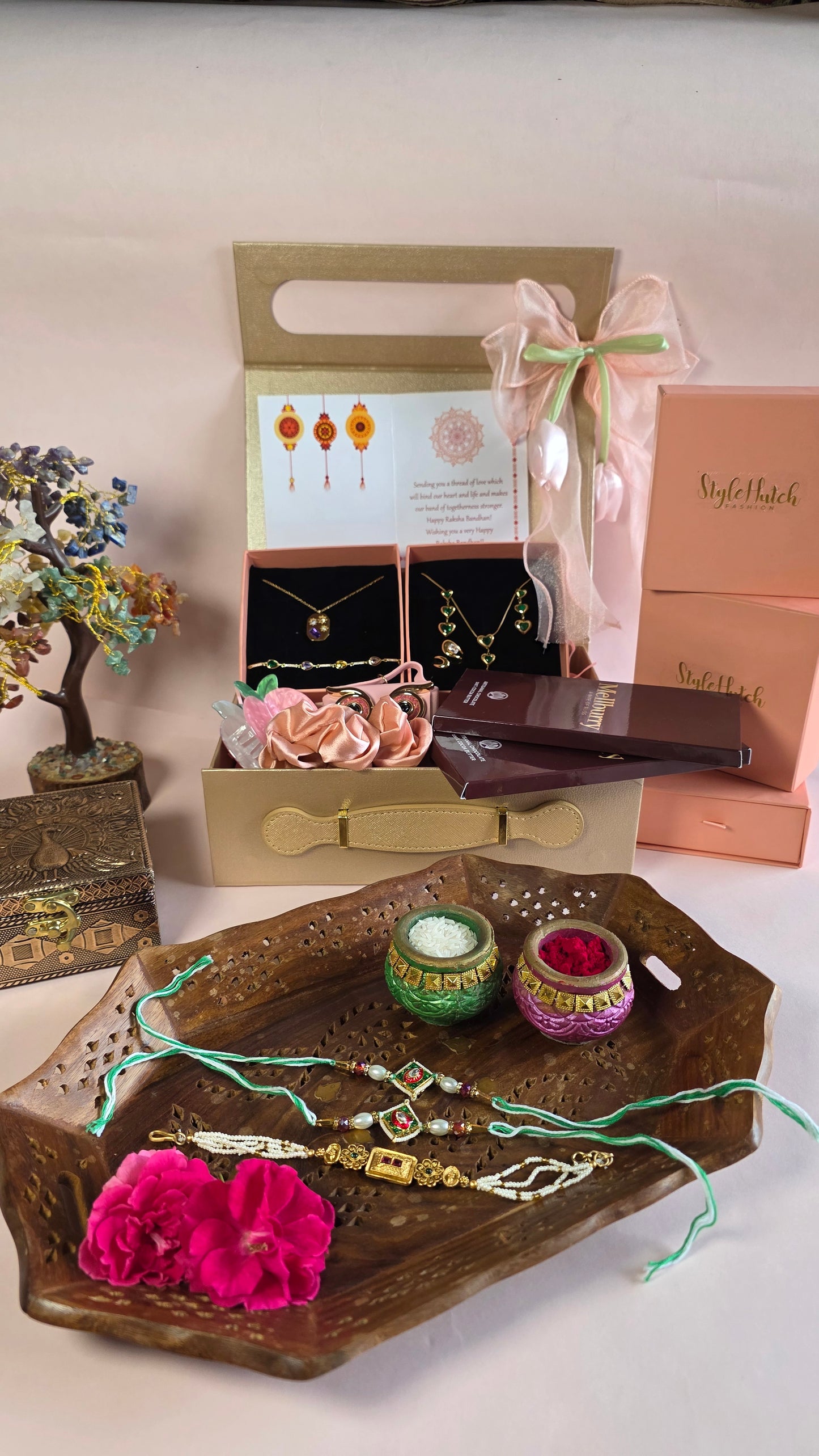 Rakhi Gift Hamper - Special Gift Hamper For Sister
