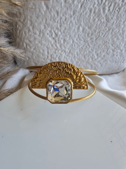 Golden Bloom Pearl Cuff