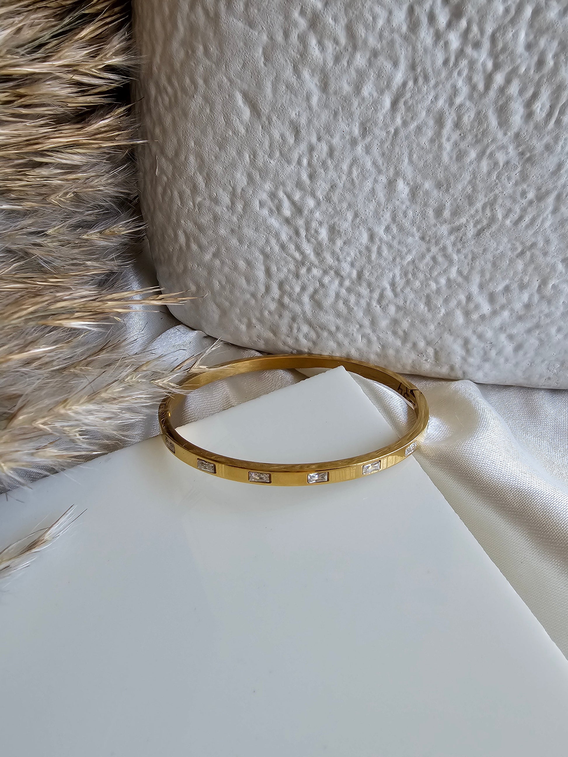 Crystal Band