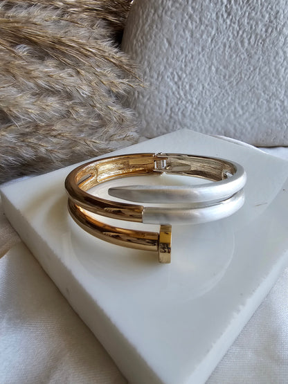 Duo Nailhead Cuff Set