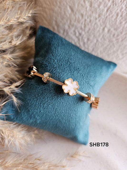 Rose gold flower bracelet