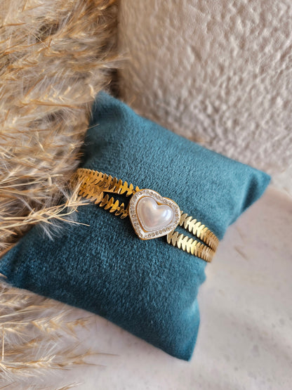 Golden Heart Pearl Bracelet