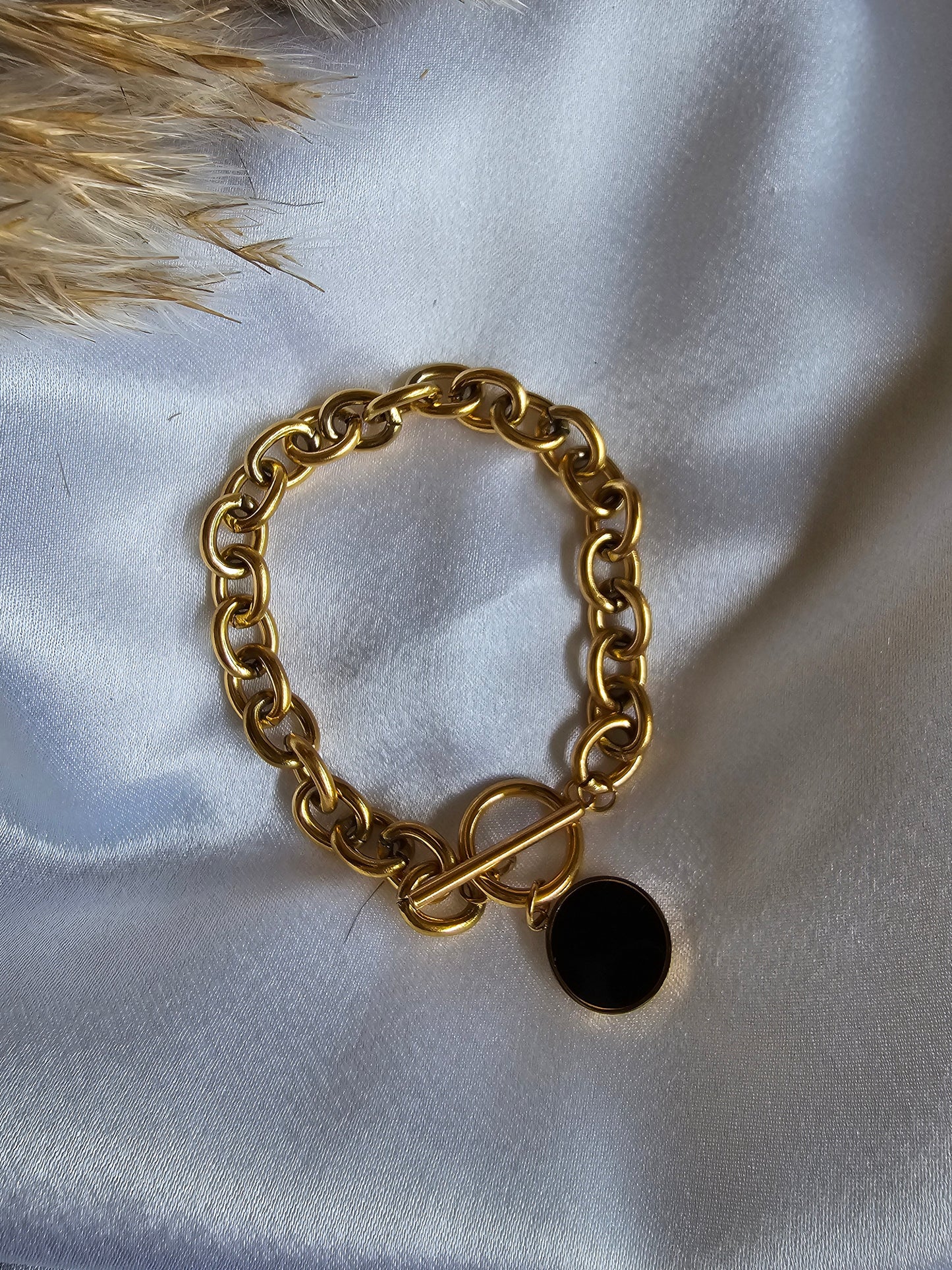 Noir Charm Gold Link Bracelet