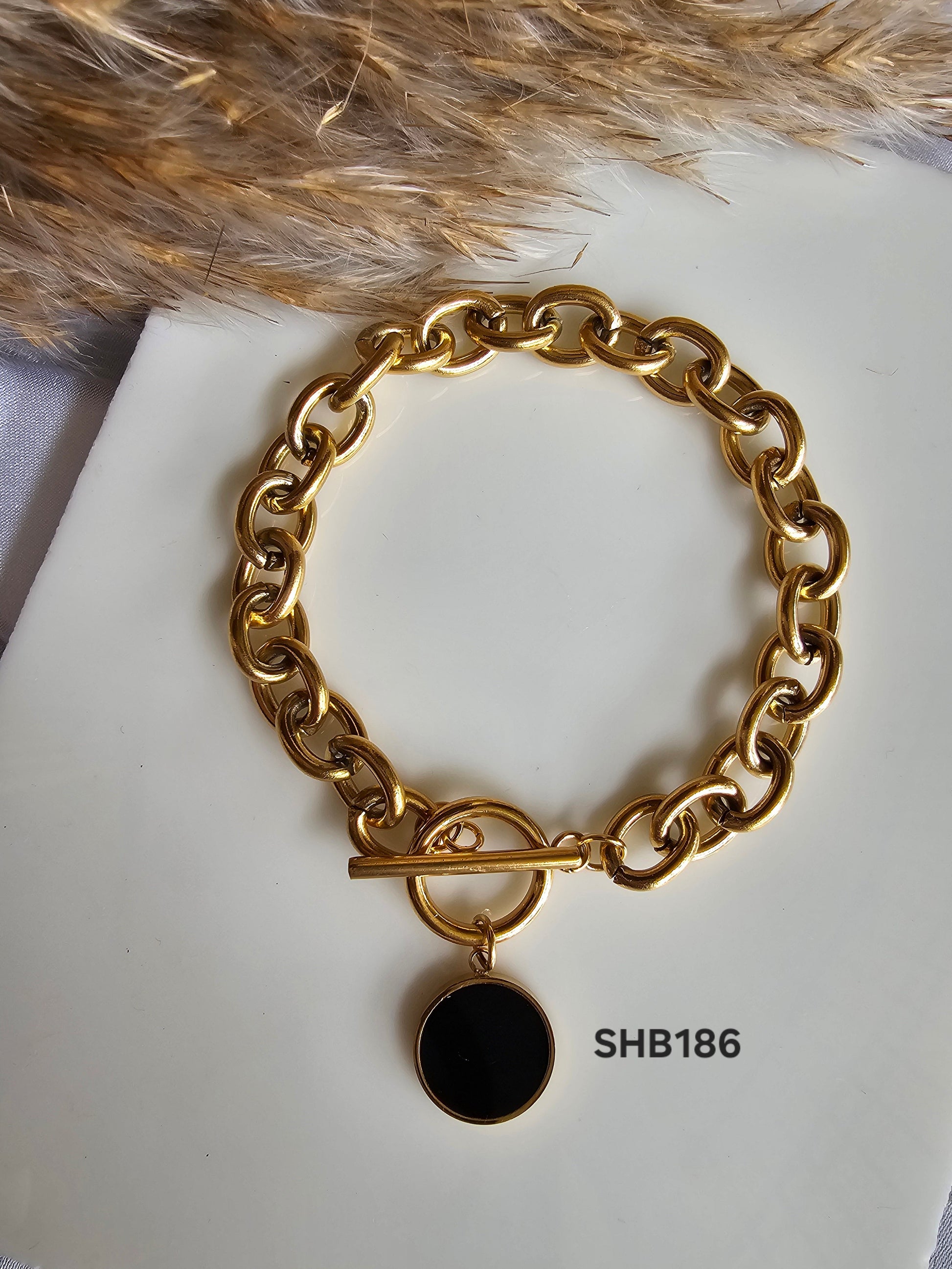 Noir Charm Gold Link Bracelet