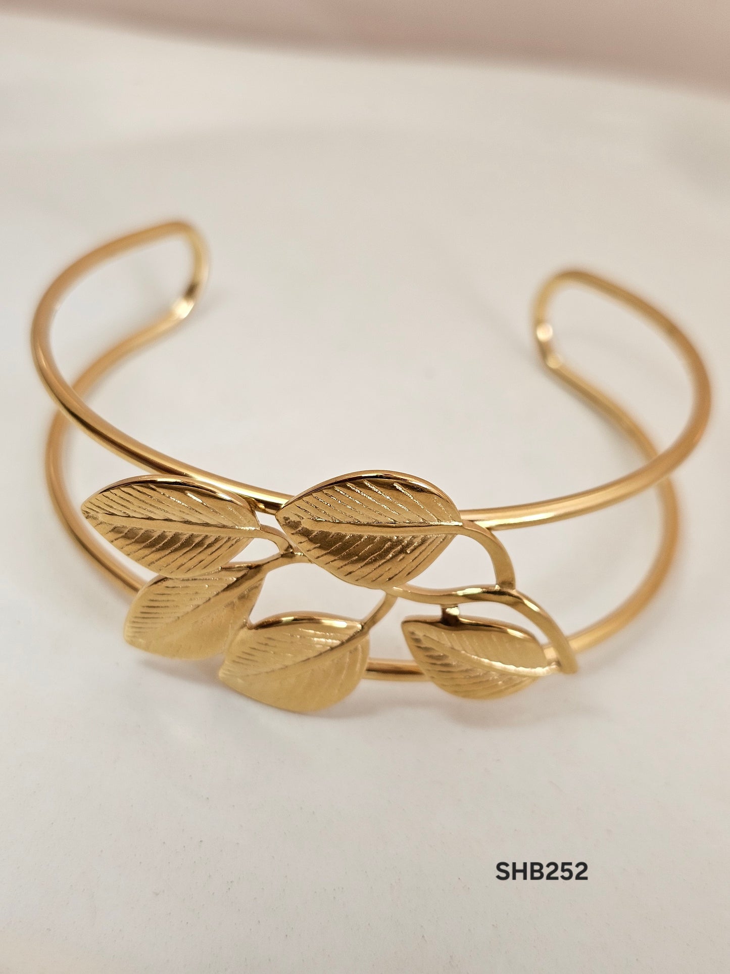 Leaf Bunch Statement Bracelet