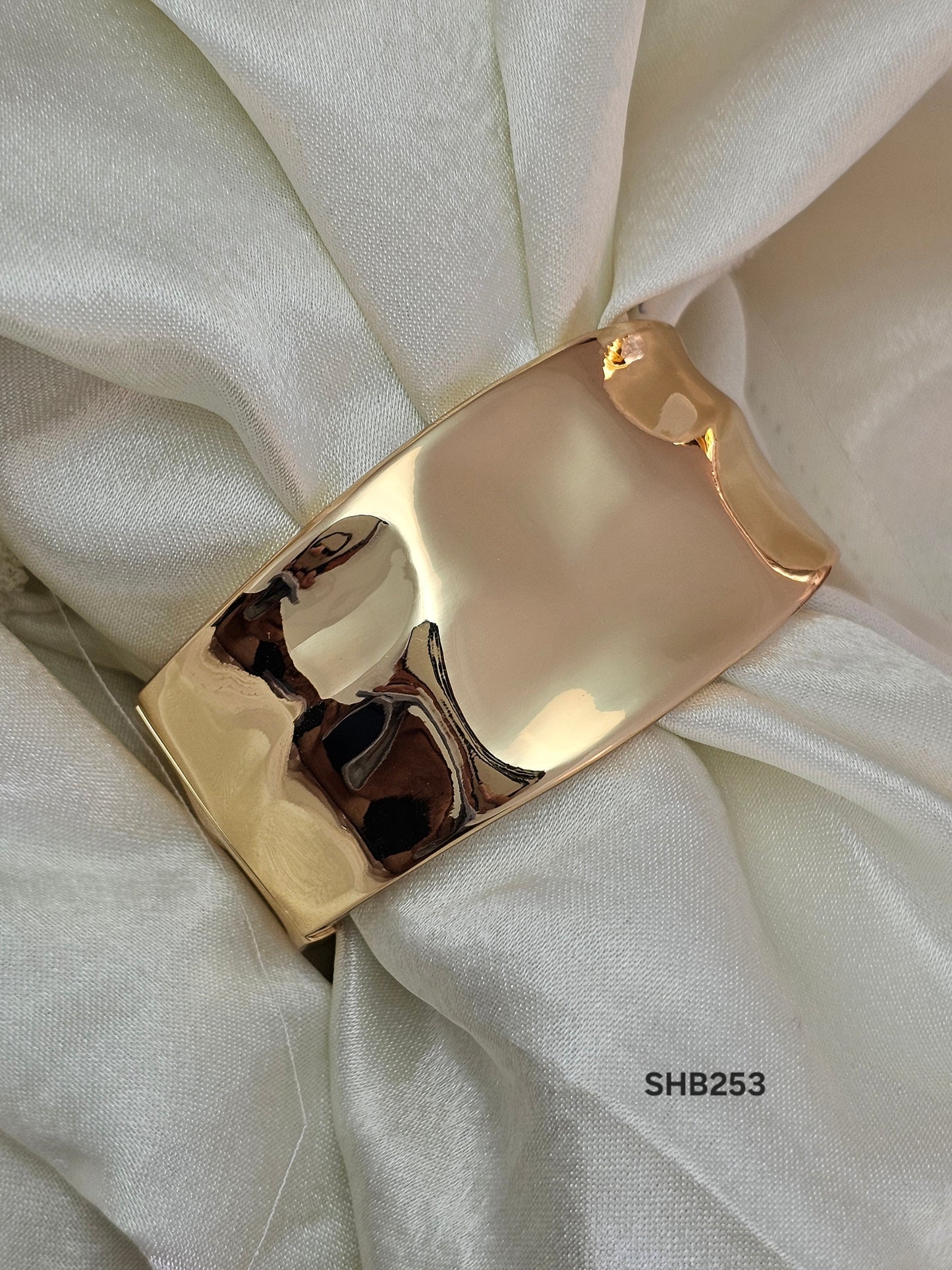 Molten Shine Chunky Bracelet