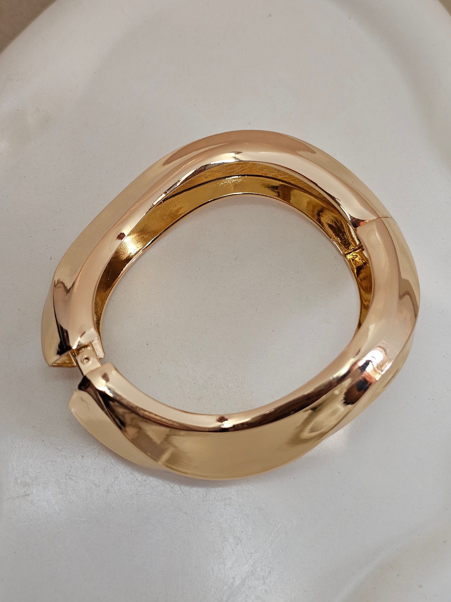 Golden Wave Chunky Bracelet