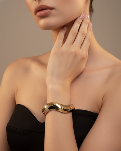 Golden Wave Chunky Bracelet