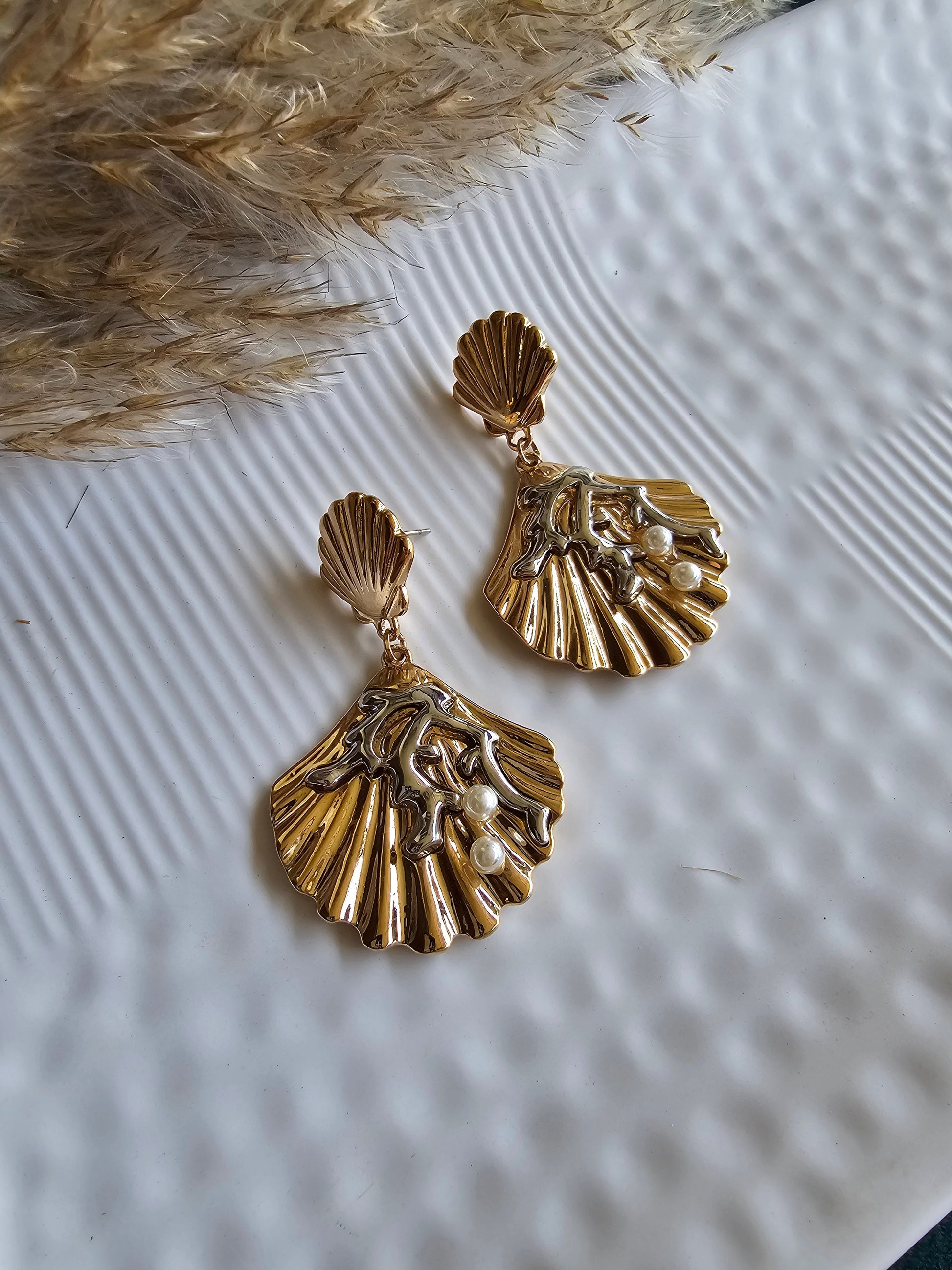 Ocean Bloom Shell Drops