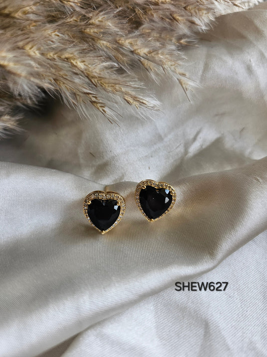 Scarlet Heart Studs Black
