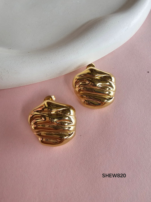 Liquid Texture Studs