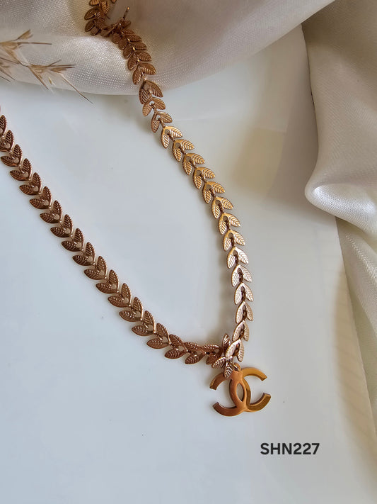 Aria Drop Pendant Necklace