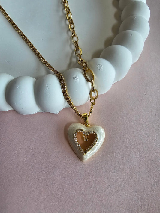 Pearl Heart Hollow Necklace