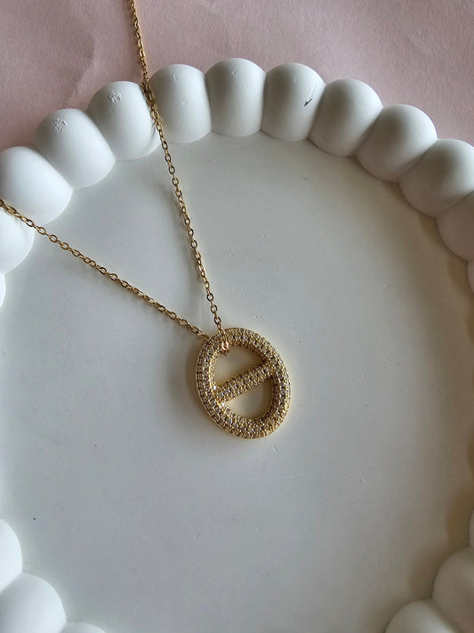 Oval Elegance Pendant