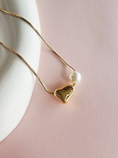 Pearl Drop Necklace