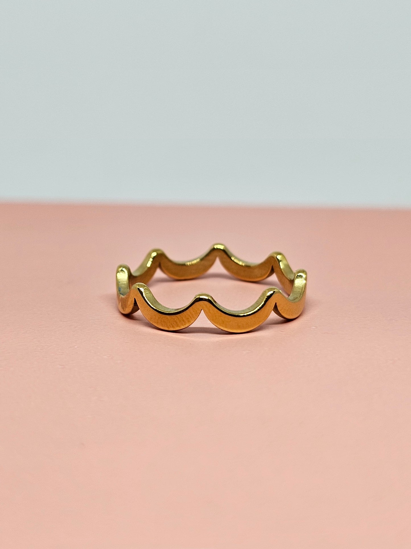 Wave Edge Ring