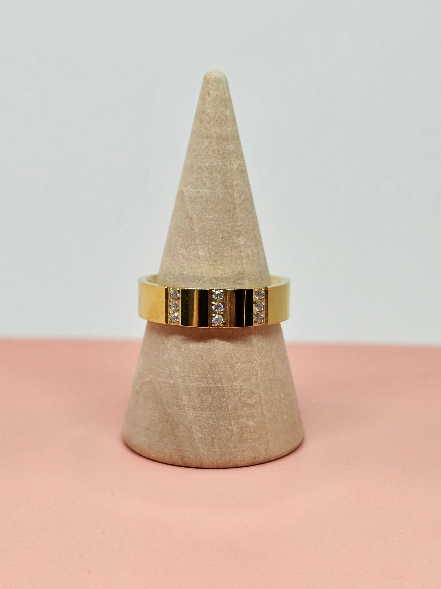 Luxe Grid Ring