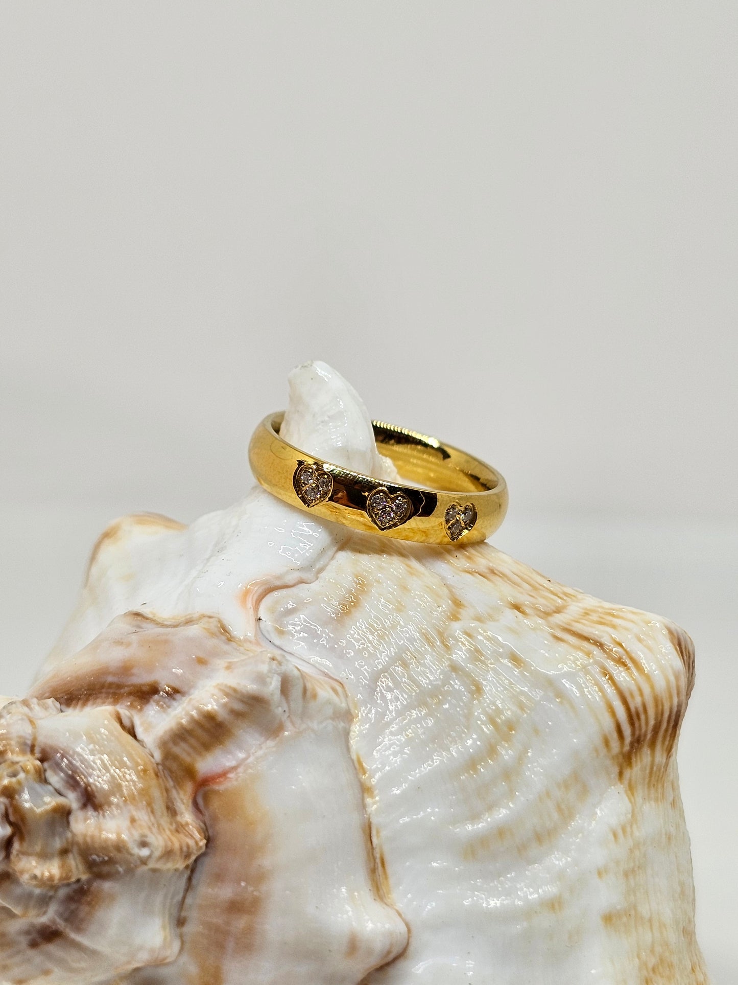 Tiny Hearts Ring