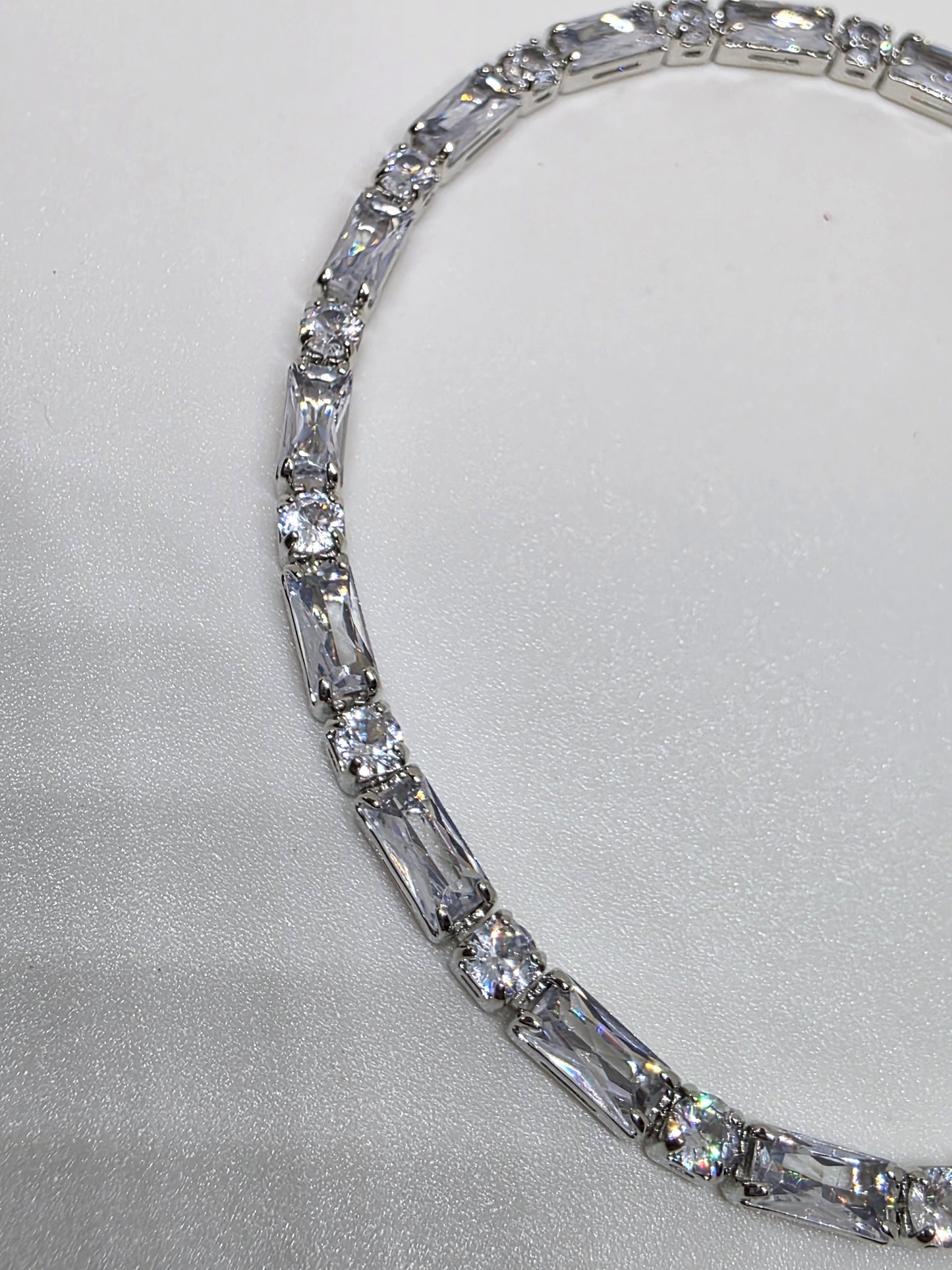 Lumière Baguette Tennis Bracelet