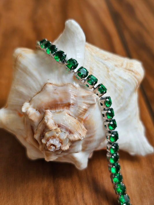 Emerald Green Tennis Bracelet – Classic Sparkle