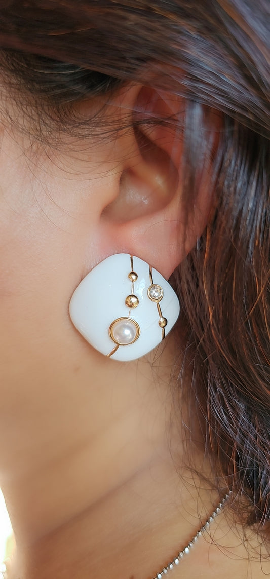 Luna Glaze Pearl Studs