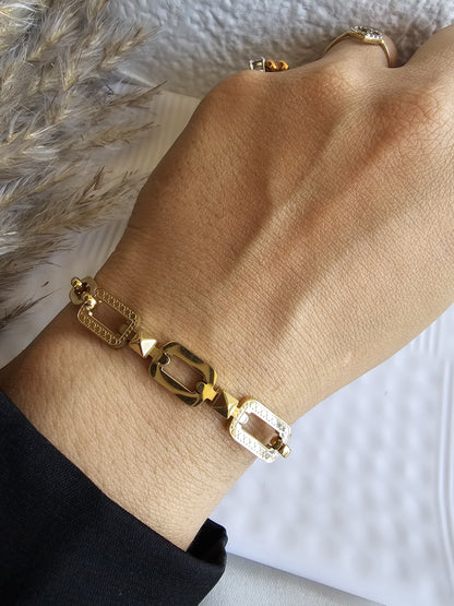 Regal Link Luxe Necklace