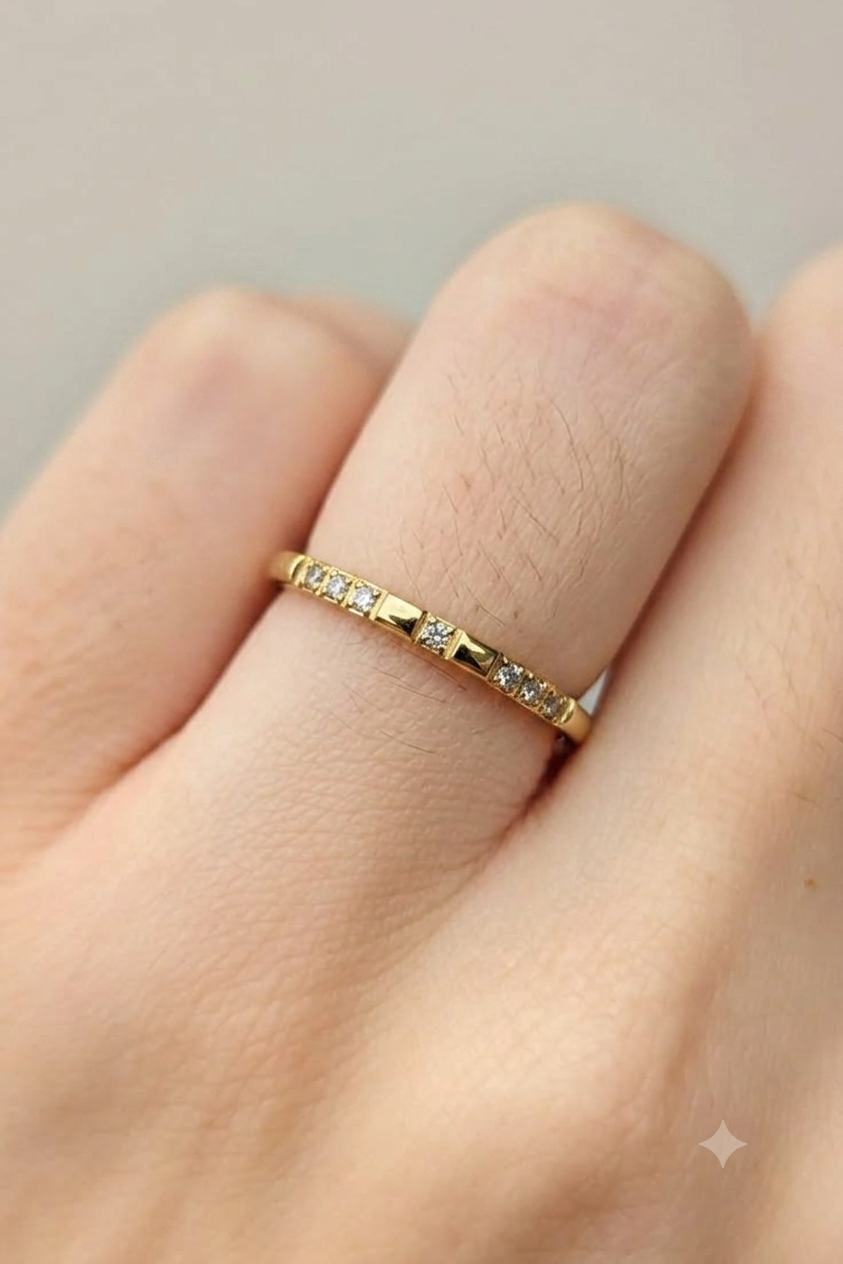 Tiny diamond ring